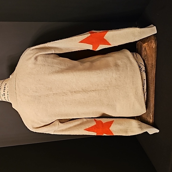 Cashmere Button Down Cardigan - Picture 5 of 5